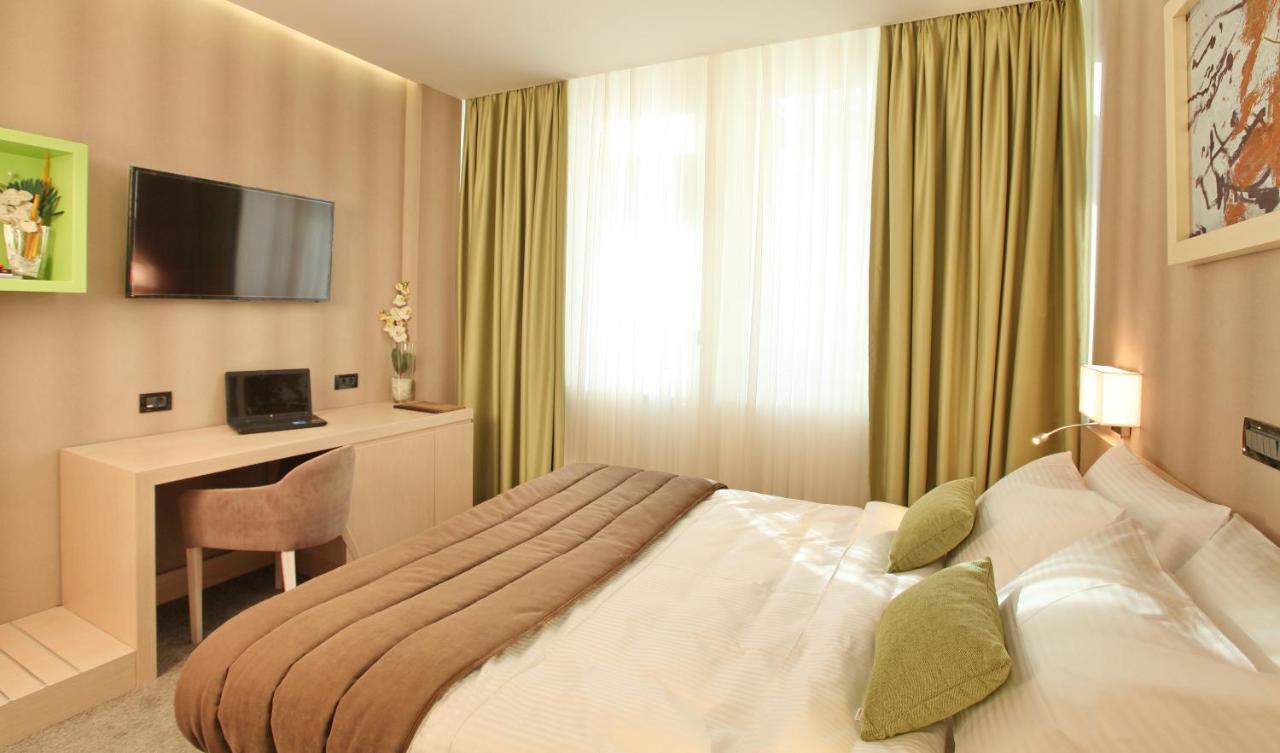 Hotel Argo بلغراد المظهر الخارجي الصورة
