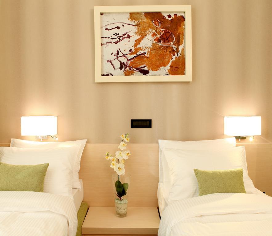 Hotel Argo بلغراد المظهر الخارجي الصورة
