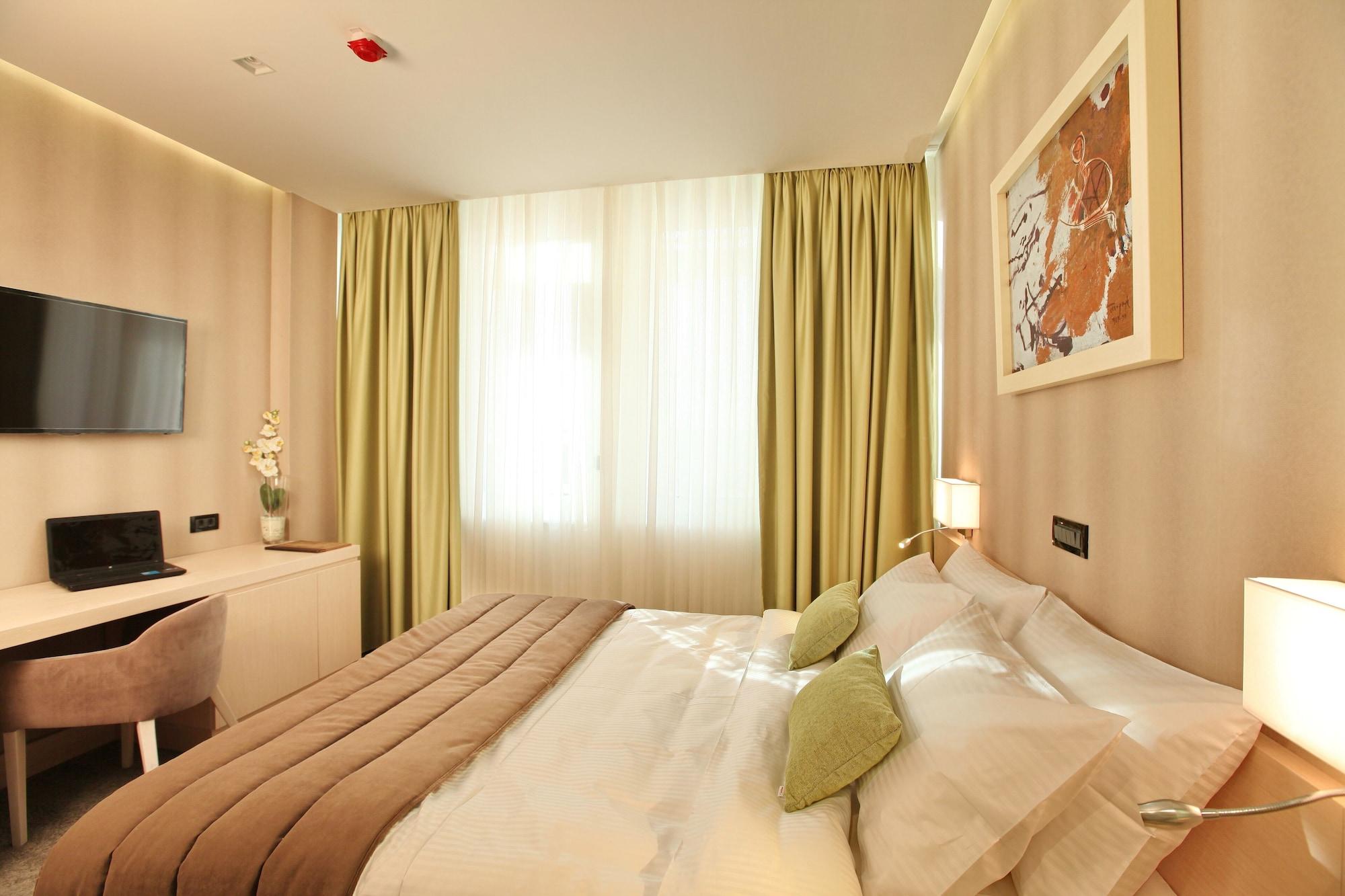 Hotel Argo بلغراد المظهر الخارجي الصورة
